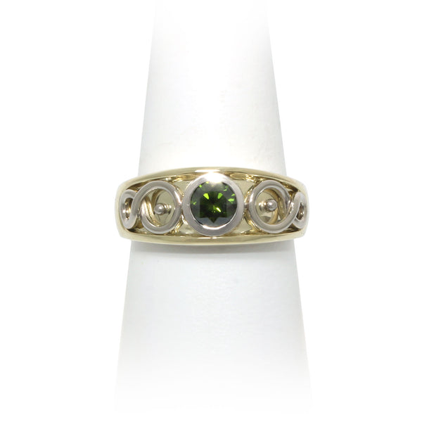 Size 8.5 - Green Diamond Ring