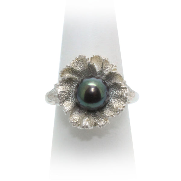 Size 8.5 - Grey Pearl Wildflower Ring