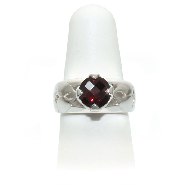 Size 8 - Garnet Ring